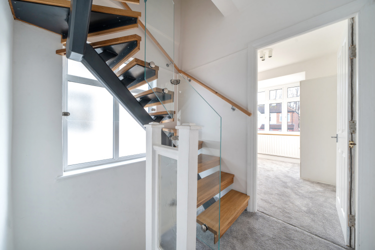 4  bedrooms house to rent in Brentmead gardens, Ealing, NW10-image 12