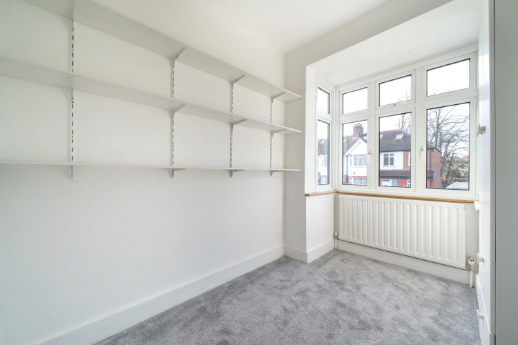 4  bedrooms house to rent in Brentmead gardens, Ealing, NW10-image 15