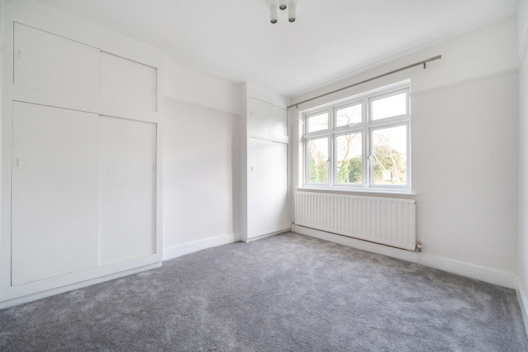 4  bedrooms house to rent in Brentmead gardens, Ealing, NW10-image 16