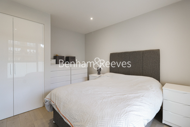 1  bedroom flat to rent in Singapore Road, Ealing W13-image 3