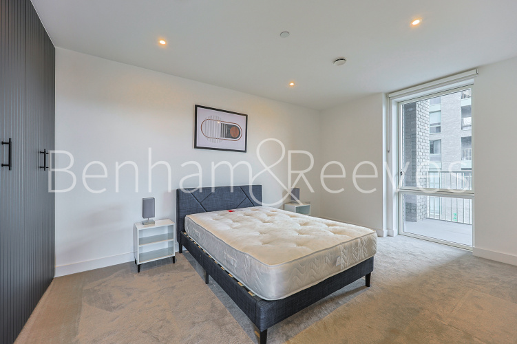 1  bedroom flat to rent in Heartwood Boulevard, Acton, W3-image 3