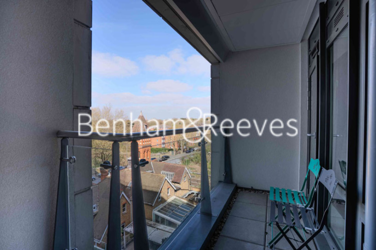 2  bedrooms flat to rent in Longfield Avenue, Ealing, W5-image 12