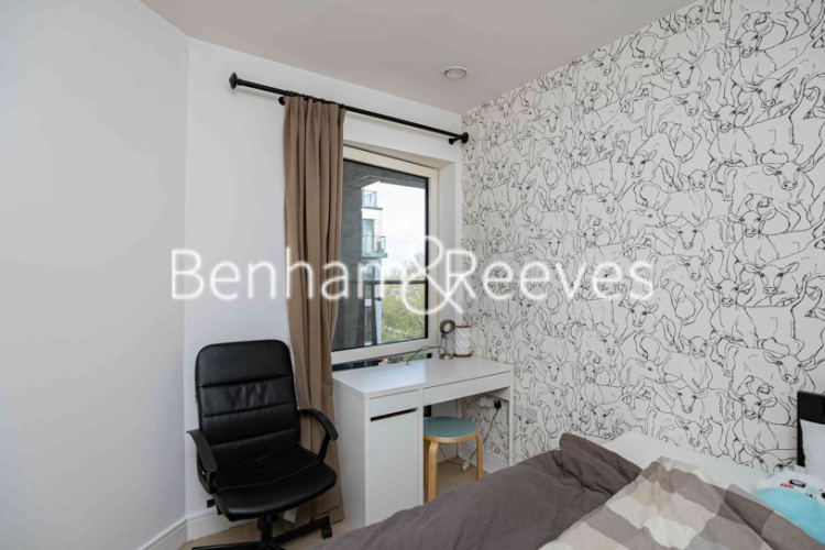 2  bedrooms flat to rent in Longfield Avenue, Ealing, W5-image 23