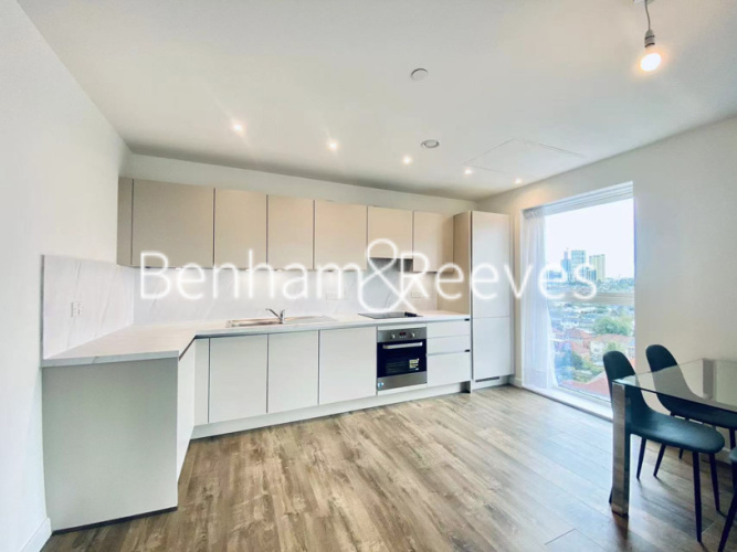 2  bedrooms flat to rent in East Acton Lane, Acton W3-image 2