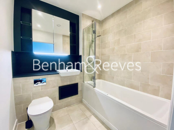 2  bedrooms flat to rent in East Acton Lane, Acton W3-image 8