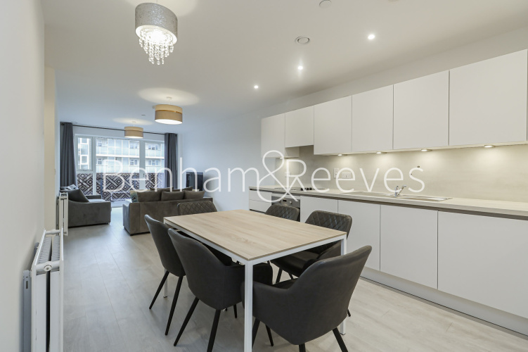 3  bedrooms flat to rent in East Acton Lane, Acton, W3-image 15