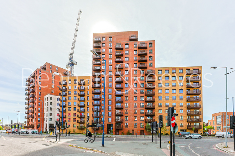 1  bedroom flat to rent in Horn Lane, Acton, W3-image 8