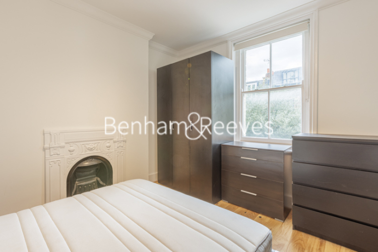 1 bedroom flat to rent in Queen's Club Gardens, Hammersmith, W14-image 9