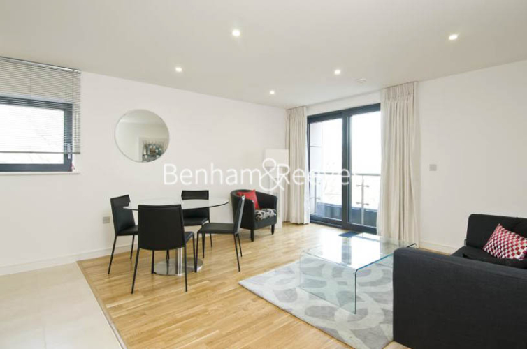 2 bedrooms flat to rent in Chartfield Avenue, Putney, SW15-image 1