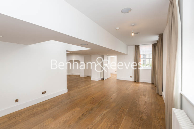 3  bedrooms flat to rent in Roehampton House, Roehampton, SW15-image 7