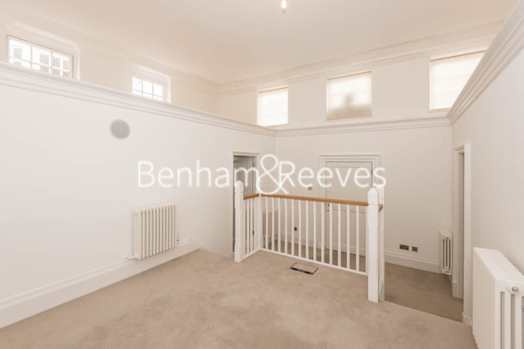 3 bedrooms flat to rent in Roehampton House, Roehampton, SW15-image 8