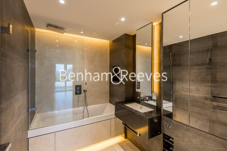 4  bedrooms flat to rent in Regatta Lane, Hammersmith, W6-image 4