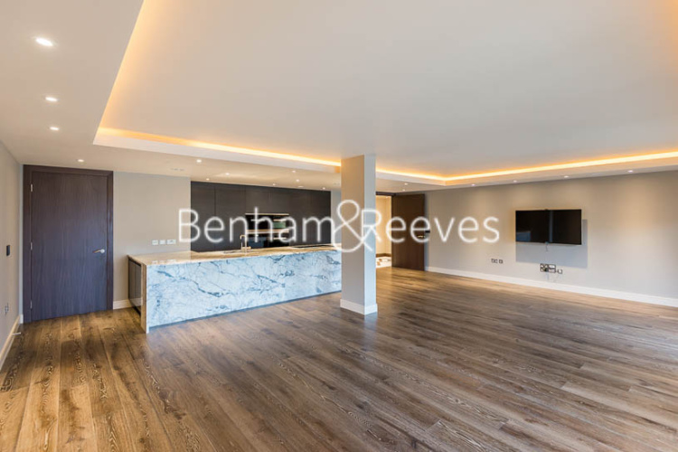 4  bedrooms flat to rent in Regatta Lane, Hammersmith, W6-image 13