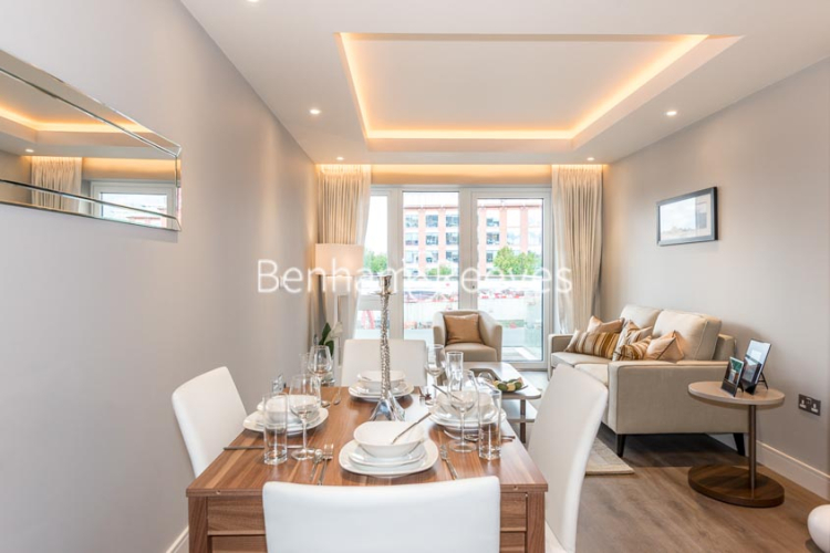 1 bedroom flat to rent in Parrs Way, Hammersmith, W6-image 5