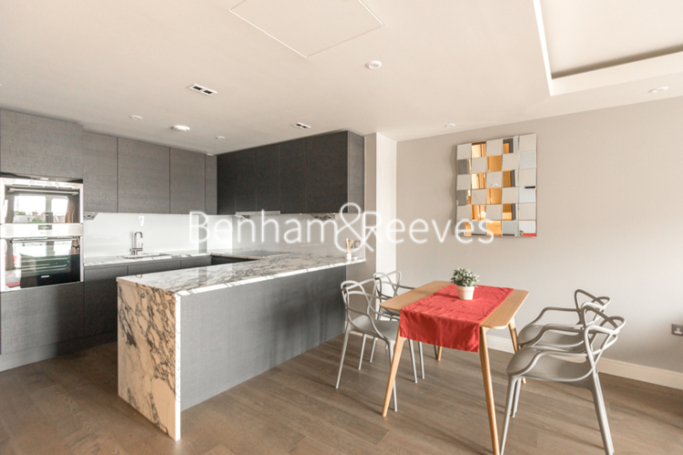 2  bedrooms flat to rent in Parr's Way, Hammersmith, W6-image 2