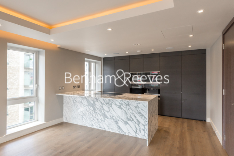3  bedrooms flat to rent in Parr's Way, Hammermsith, W6-image 2