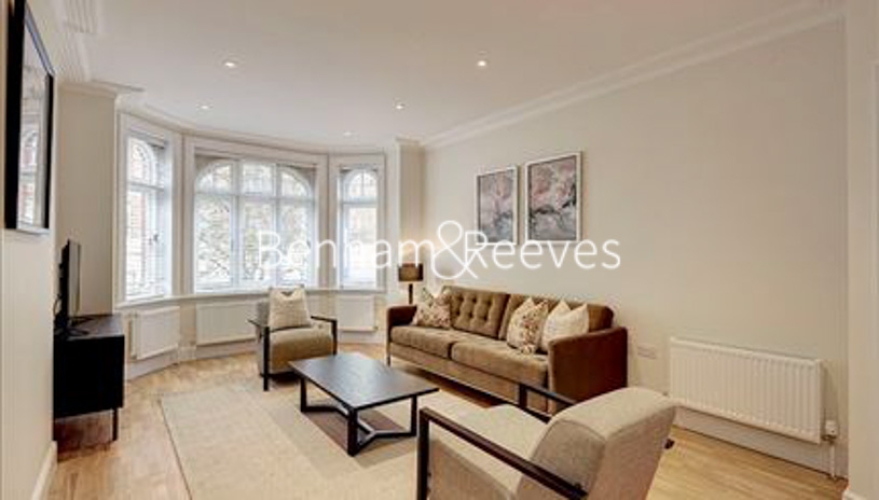 1  bedroom flat to rent in Hamlet Gardens, Ravenscourt Park, W6-image 1