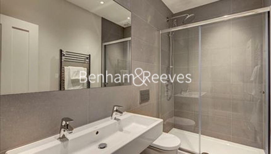 1  bedroom flat to rent in Hamlet Gardens, Ravenscourt Park, W6-image 4