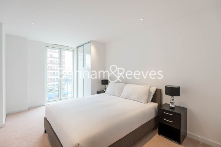 1 bedroom flat to rent in Goldhawk Road, Shepherd's Bush, W12-image 4