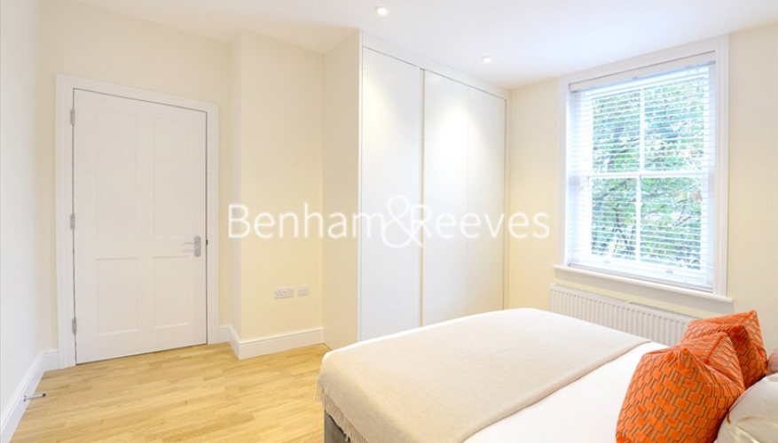 2  bedrooms flat to rent in Ravenscourt Park, Hammersmith, W6-image 3