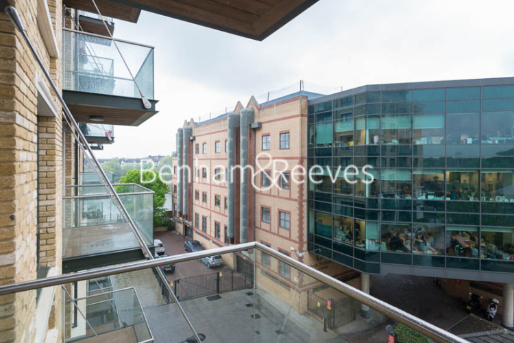 2  bedrooms flat to rent in Fulham Reach, Hammersmith, W6-image 4