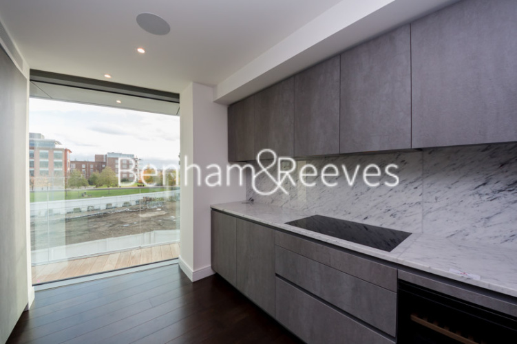 3 bedrooms flat to rent in GoldHurst House, Hammersmith, W6-image 2