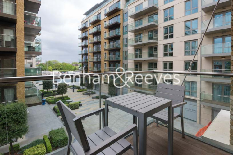 2 bedrooms flat to rent in Distillery Wharf, Fulham Reach, W6-image 5