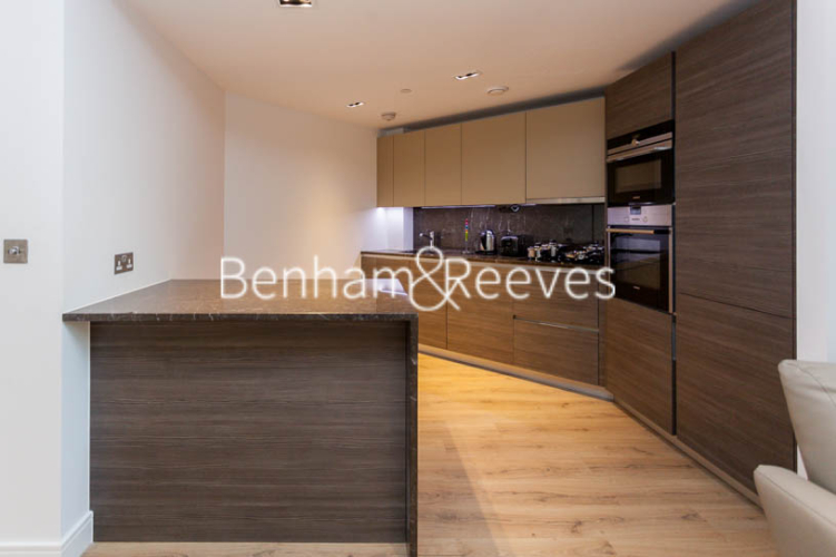 2 bedroom(s) flat to rent in Sovereign Court, Hammersmith, W6-image 2