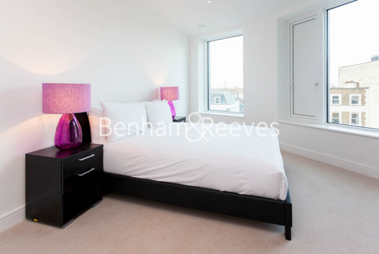 2 bedroom(s) flat to rent in Sovereign Court, Hammersmith, W6-image 11