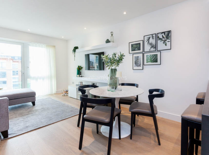 1  bedroom flat to rent in Parrs Way, Hammersmith, W6-image 4