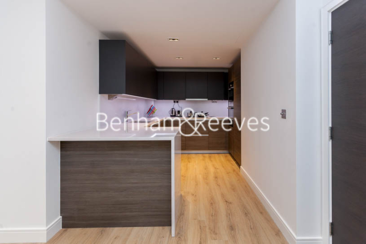 2  bedrooms flat to rent in Glenthorne Road, Hammersmith, W6-image 2