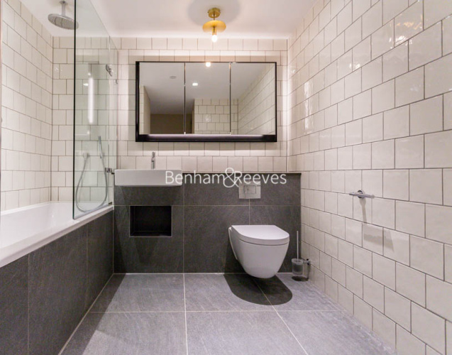 2  bedrooms flat to rent in Queens Wharf, Hammersmith, W6-image 12