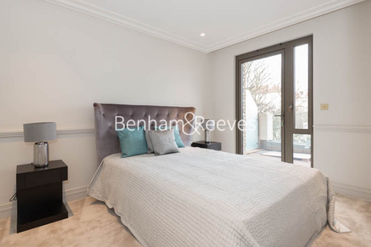 1 bedroom flat to rent in Crisp Road, Hammersmith, W6-image 4