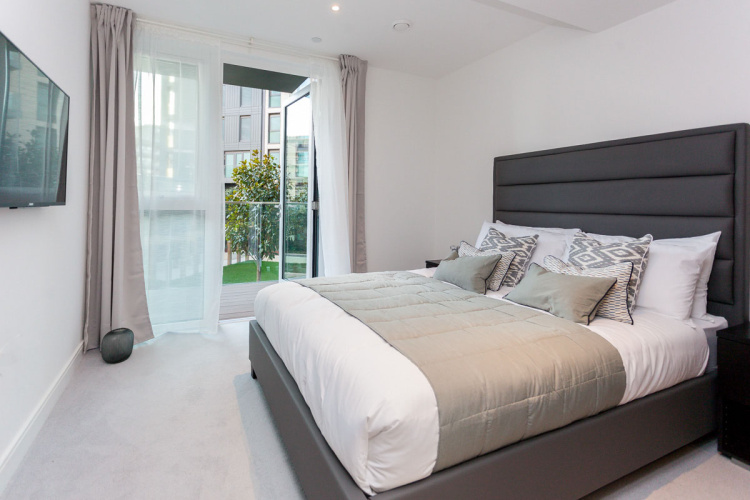2  bedrooms flat to rent in Sovereign Court, Hammersmith, W6-image 4