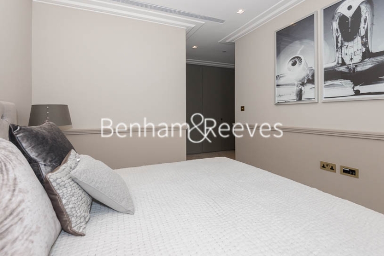 2 bedrooms flat to rent in Queens Wharf, Hammersmith, W6-image 11