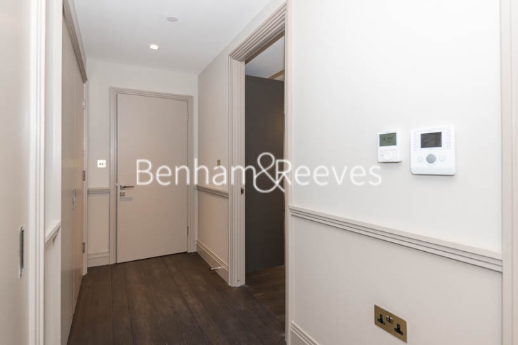 2 bedrooms flat to rent in Queens Wharf, Hammersmith, W6-image 12