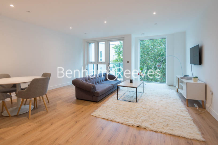 2 bedrooms flat to rent in Sovereign Court, Hammersmith, W6-image 1