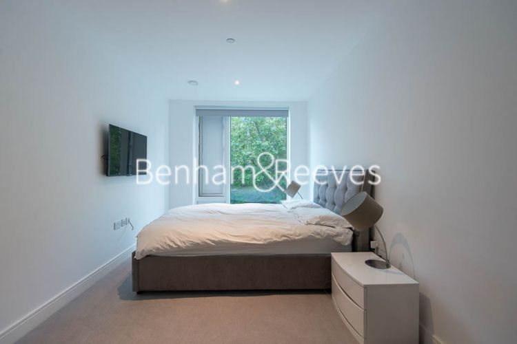 2 bedrooms flat to rent in Sovereign Court, Hammersmith, W6-image 8