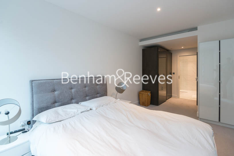 2 bedrooms flat to rent in Sovereign Court, Hammersmith, W6-image 12