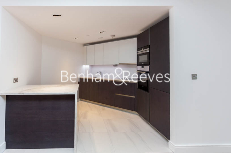 2  bedrooms flat to rent in Sovereign Court, Hammersmith, W6-image 2