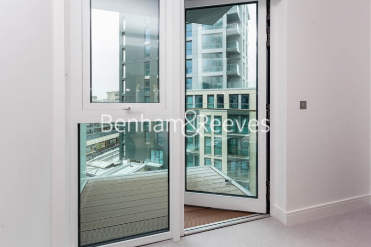 2 bedrooms flat to rent in Sovereign Court, Hammersmith, W6-image 9