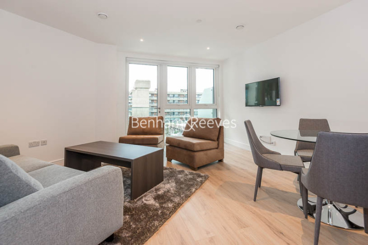 2  bedrooms flat to rent in Sovereign Court, Hammersmith, W6-image 1