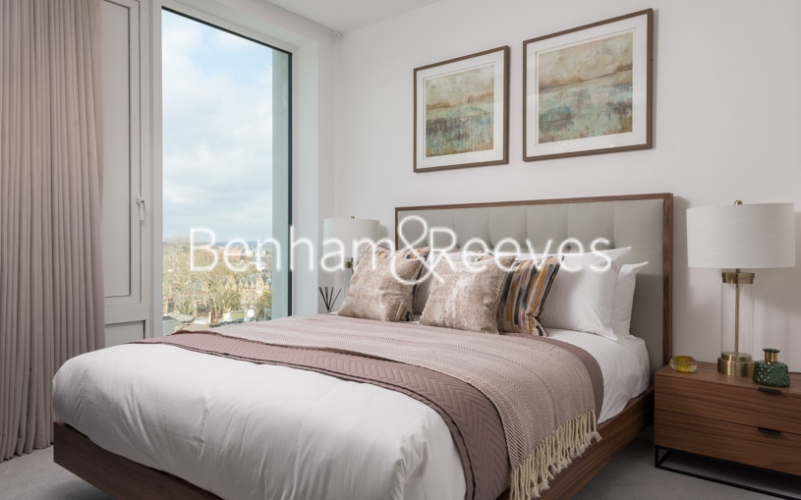 1 bedroom flat to rent in Lancaster House, Sovereign Court, W6-image 3