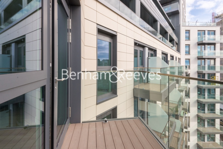 2 bedrooms flat to rent in Sovereign Court, Hammersmith, W6-image 5