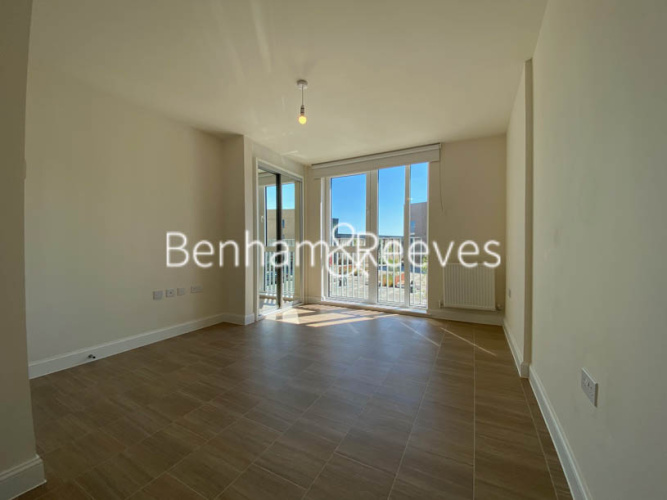 1 bedroom flat to rent in Berwick Place, Trumpington, CB2-image 1