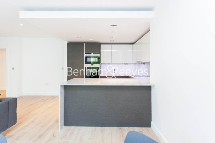 2  bedrooms flat to rent in Sovereign Court, Hammersmith, W6-image 7