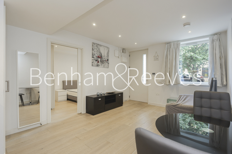 1  bedroom flat to rent in Albion Court, Hammersmith, W6-image 9