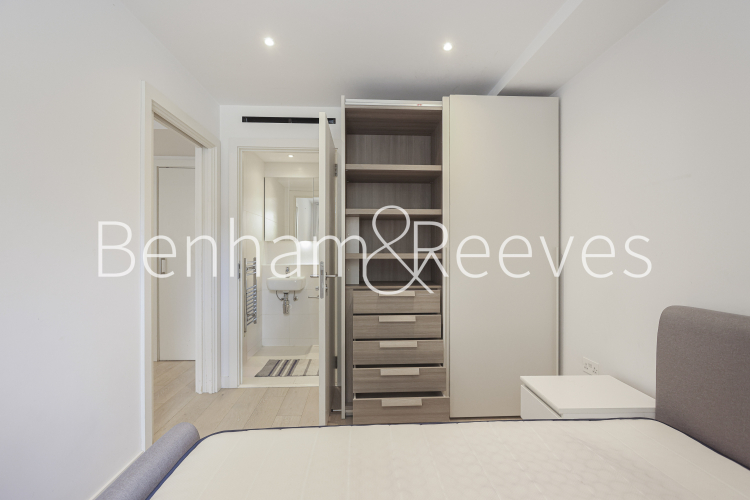 1  bedroom flat to rent in Albion Court, Hammersmith, W6-image 11