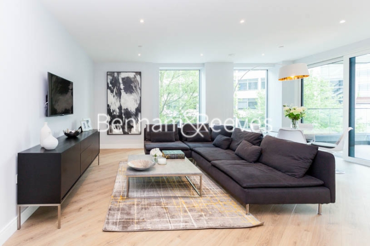 2  bedrooms flat to rent in Sovereign Court, Hammersmith, W6-image 1