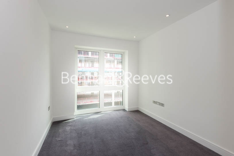 3  bedrooms flat to rent in Fulham Reach, Hammersmith, W6-image 10